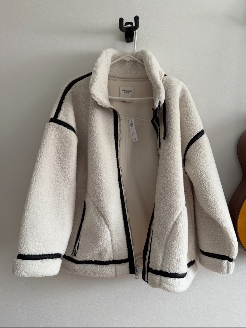 NWT Abercrombie & Fitch Cream Sherpa Zip Jacket with Black Piping